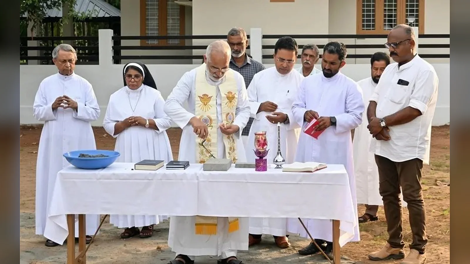 കെ.എസ്.എസ്.എസ് മുത്തോലത്ത് നഗറിലെ പുതിയ ബ്ലോക്കിന്റെ തറക്കല്ലിടീല് കര്മ്മം നടത്തപ്പെട്ടു
