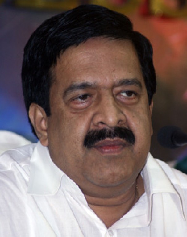 രമേശ് ചെന്നിത്തലയ്ക്കെതിരെ രണ്ട് മന്ത്രിമാര്