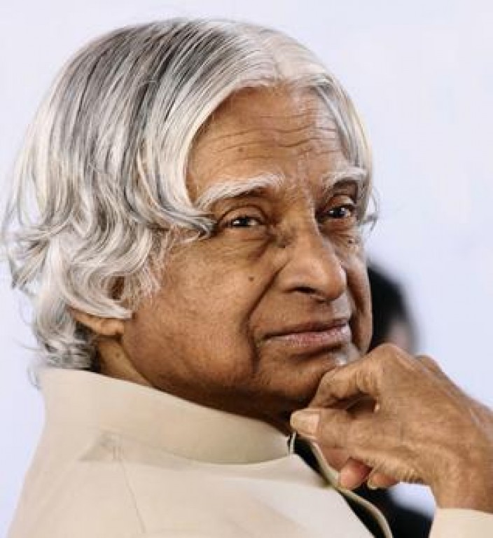 രാജ്യത്തെ ഏറ്റവും വലിയ നടപ്പാത ഇനി ഡോ.കലാം മാര്‍ഗ്  ജീവചരിത്ര ഏടുകള്‍ ചിത്രങ്ങളായി ആലേഖനം ചെയ്യും