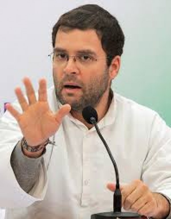 പ്രധാനമന്ത്രിയേയും വിദേശകാര്യമന്ത്രിയേയും രാഹുല് ഗാന്ധി ശക്തമായി വിമര്ശിച്ചു