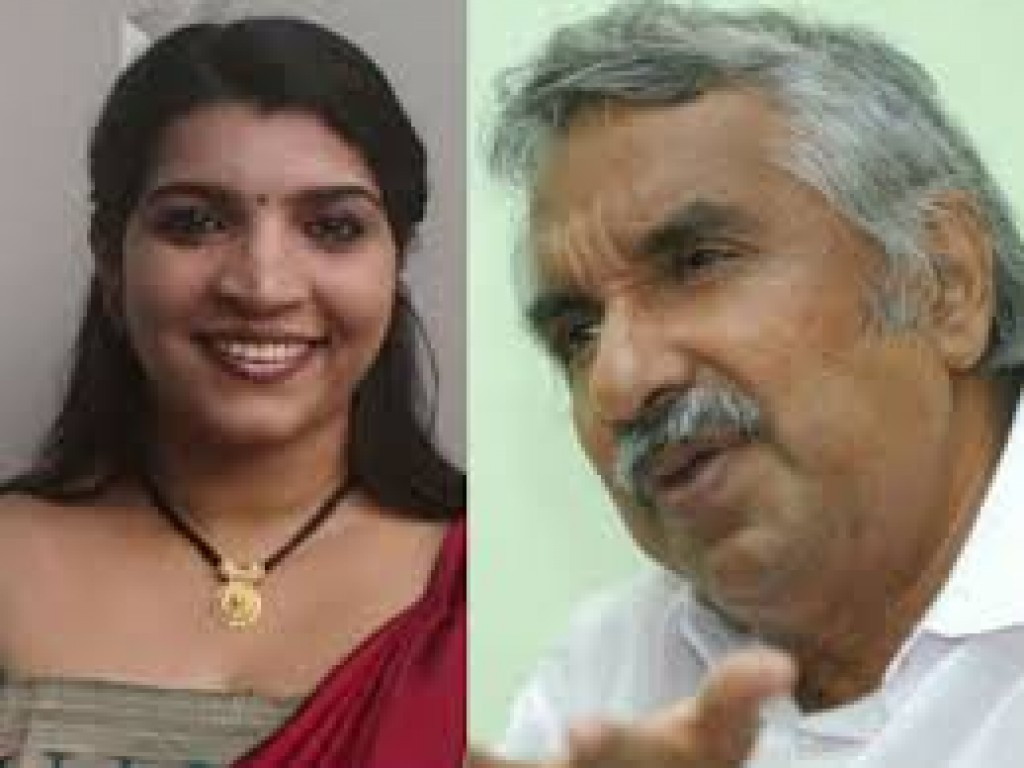 സരിതയ്ക്കൊപ്പം മുഖ്യമന്ത്രിയെ കണ്ടു